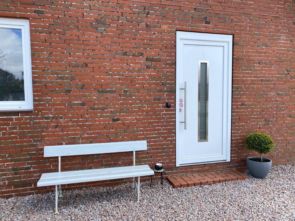 Grosses Doppelzimmer Mit Eigenem Bad Und Kuehlschrank, Frisch Saniert Friedrichskoog Esterno foto